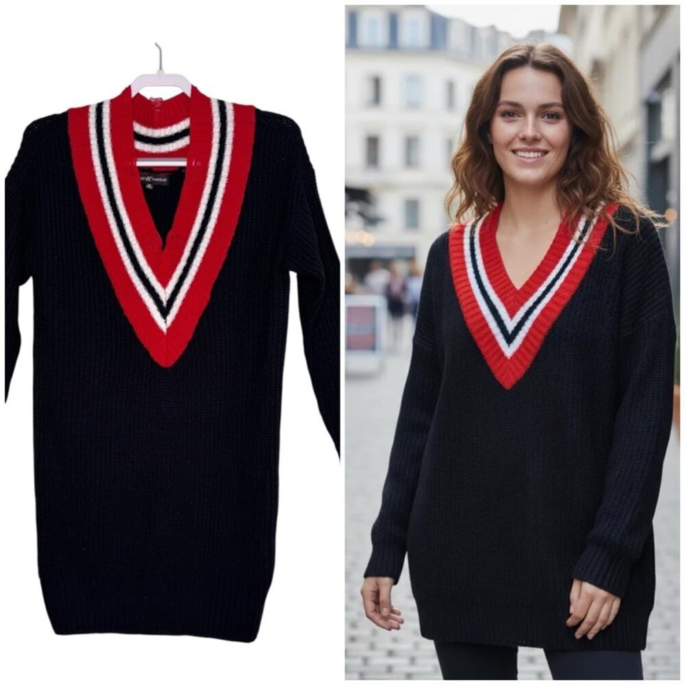 Almost Famous Black Red White Sweater Dress Distressed V-Neckline Size Medium